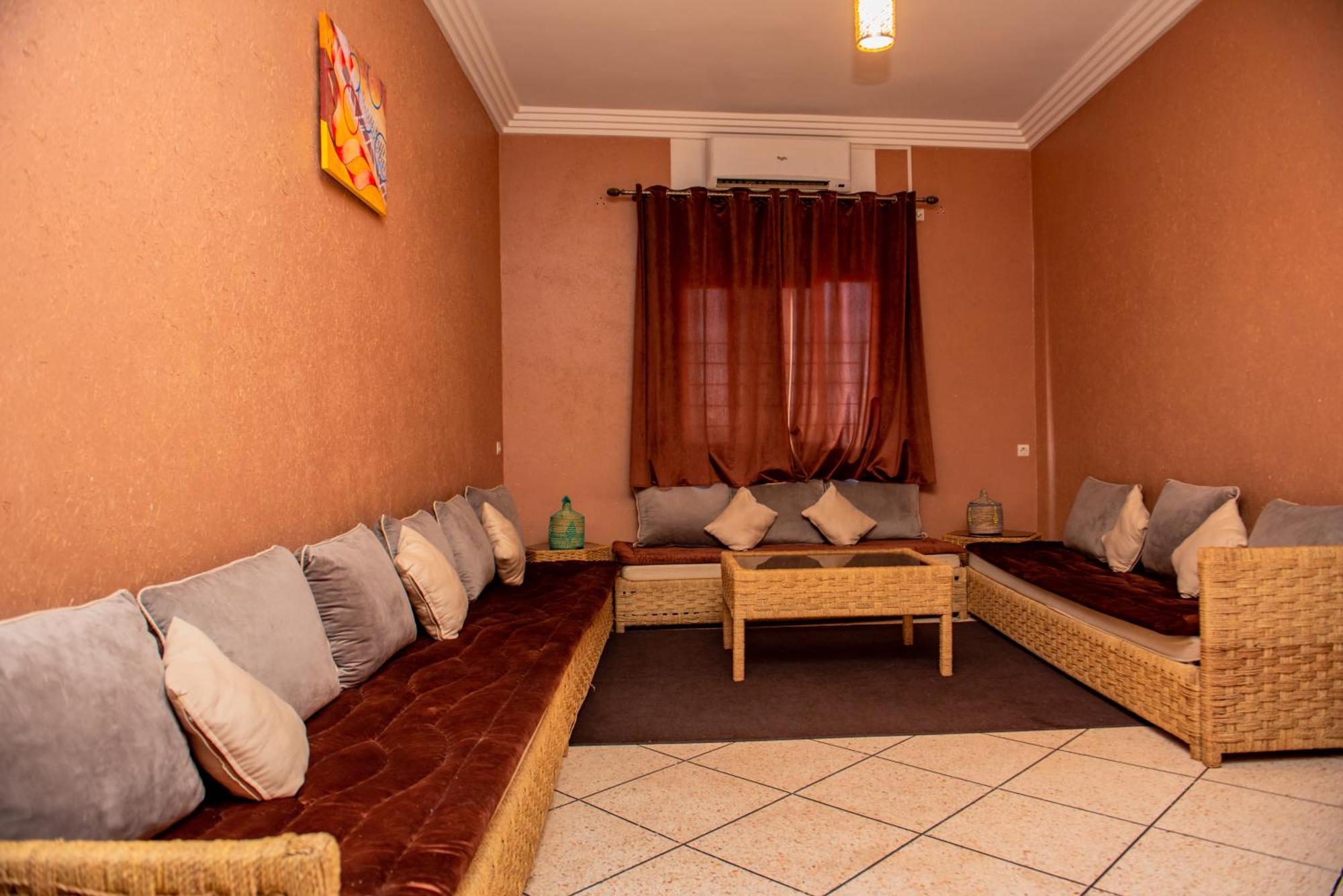 Appartement Afgo Ouarzazate Bagian luar foto